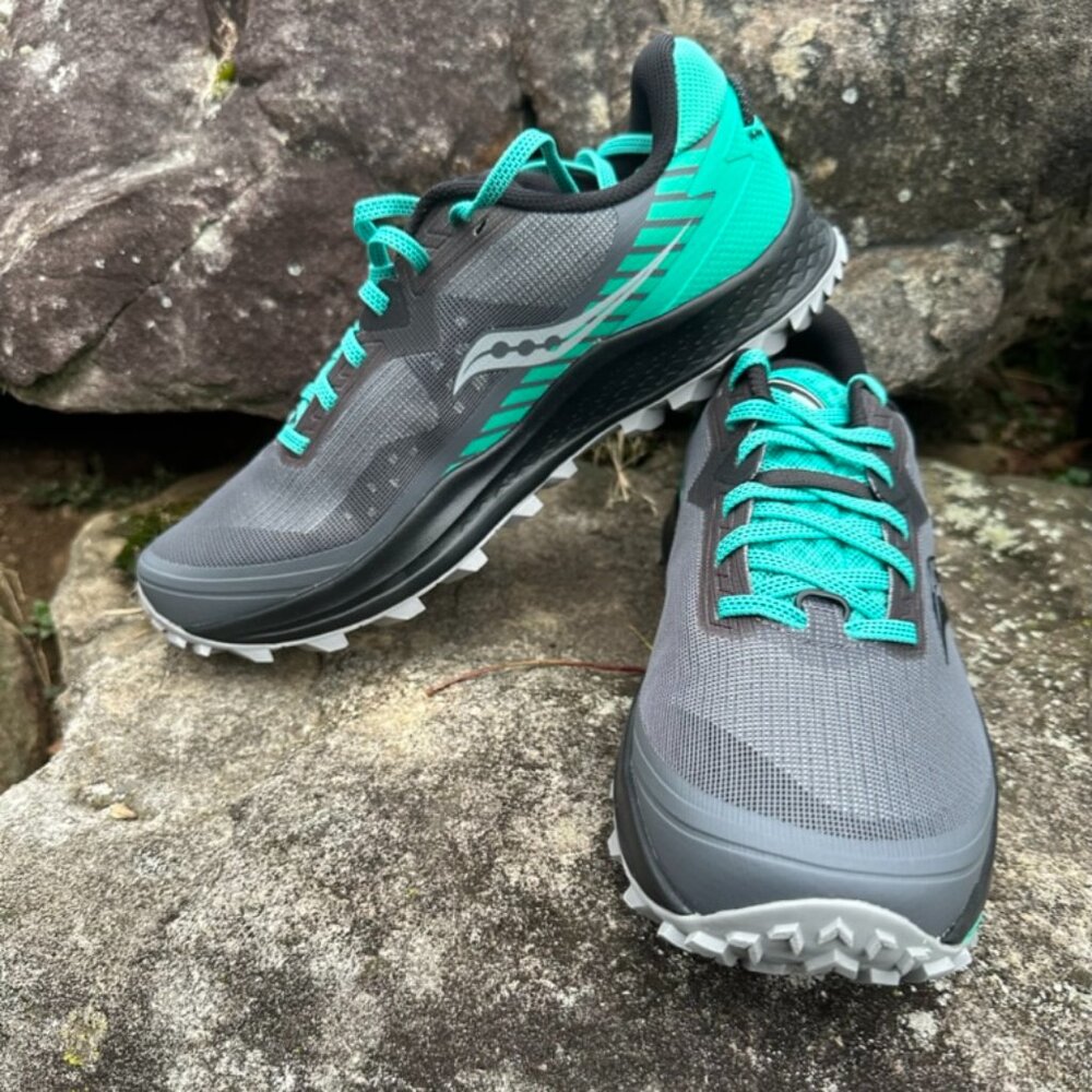 Saucony Peregrine 11 Trail Runners - Women's Running Shoes Size 10